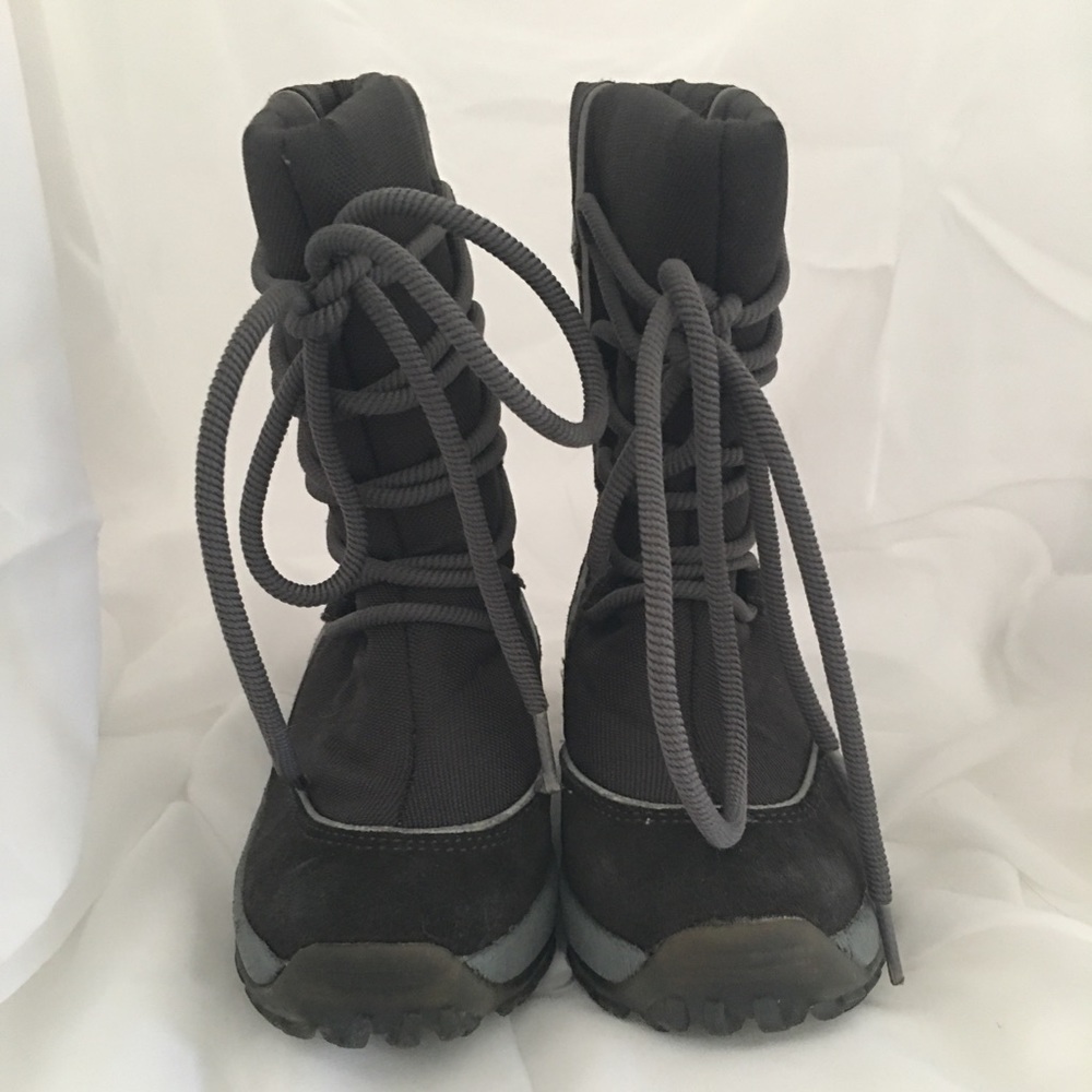 LL Bean Girls Size 10 Snow Boots in EUC